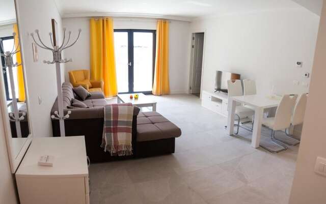 Апартаменты Apartments SLAVA Радовичи-53