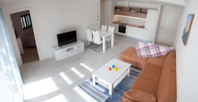 Апартаменты Apartments SLAVA Радовичи-11